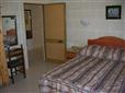 Lantern Holiday Accommodation - Angiolini Apartments